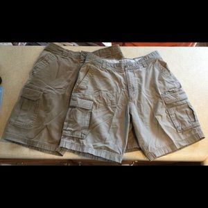 2 Pair of Columbia Cargo Shorts waist 30